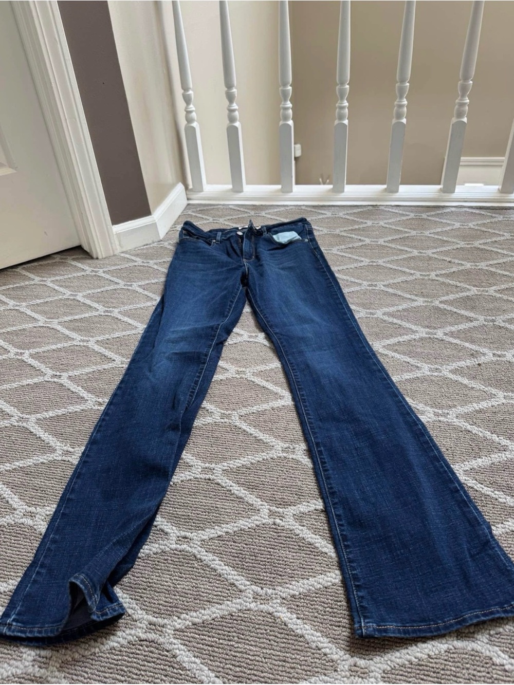 Levi’s 725 High Rise Bootcut Jeans 30